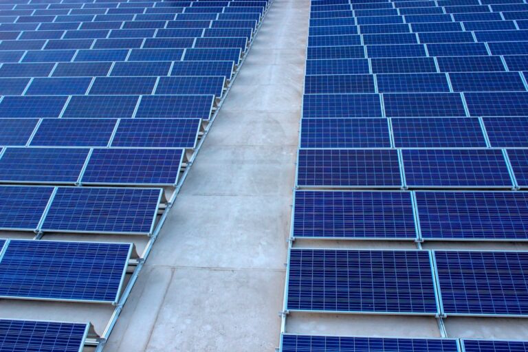 Beneficios de instalar paneles solares en tu hogar